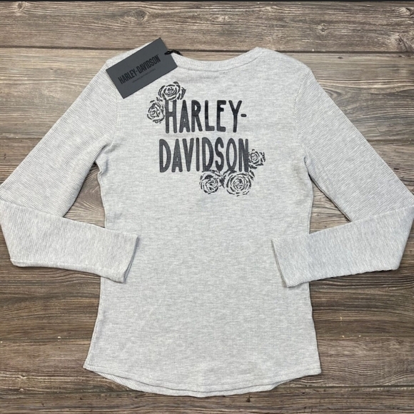 Harley-Davidson Tops - NWT Harley Davidson Women's Fireside Roses Thermal Henley Gray Size 1W